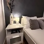 Budapest Airport Almaskert Panzio Nocleg ze śniadaniem 4*