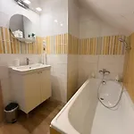 Budapest Airport Almaskert Panzio Nocleg ze śniadaniem Vecsés