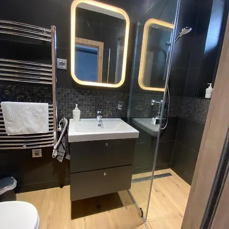 Budapest Airport Almaskert Panzio Frühstückspension 4*
