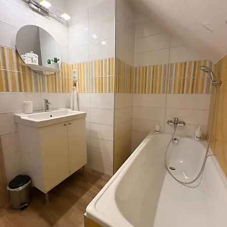 Budapest Airport Almaskert Panzio Frühstückspension Vecsés