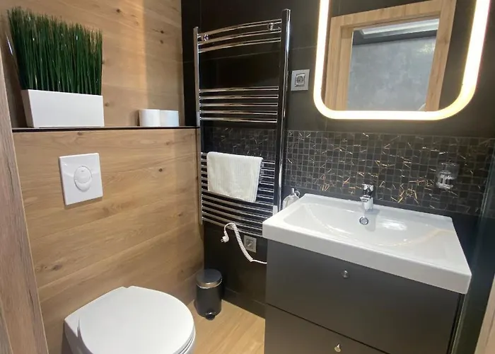 Budapest Airport Almaskert Panzio Bed & Breakfast