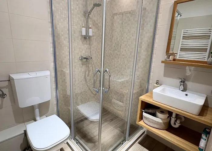 Bed & Breakfast Budapest Airport Almaskert Panzio