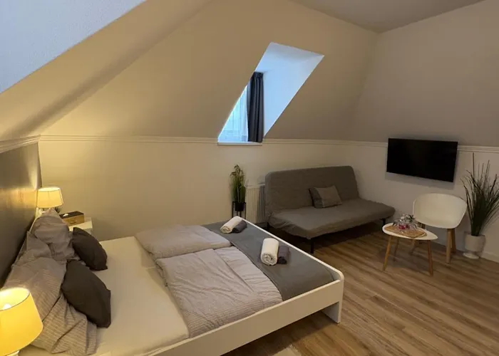 Budapest Airport Almaskert Panzio Bed & Breakfast 4*