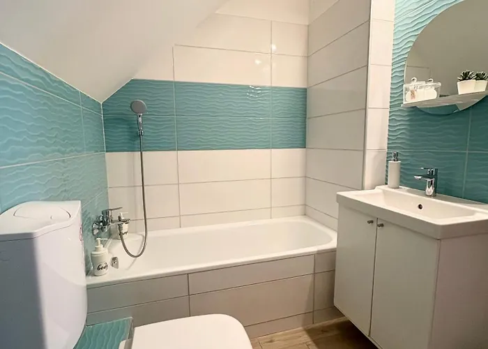 Budapest Airport Almaskert Panzio Bed & Breakfast