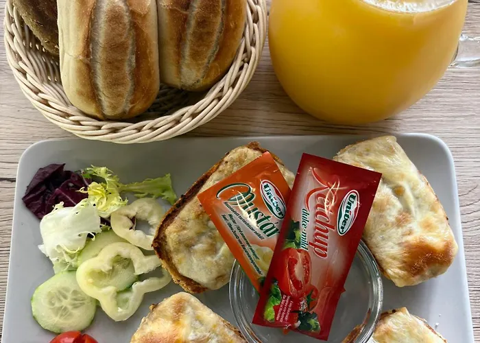 Bed & Breakfast Budapest Airport Almaskert Panzio Vecsés