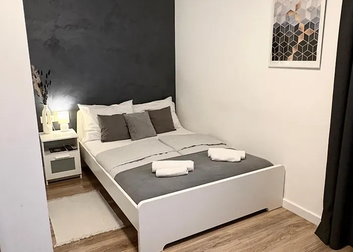Bed & Breakfast Budapest Airport Almaskert Panzio 4*
